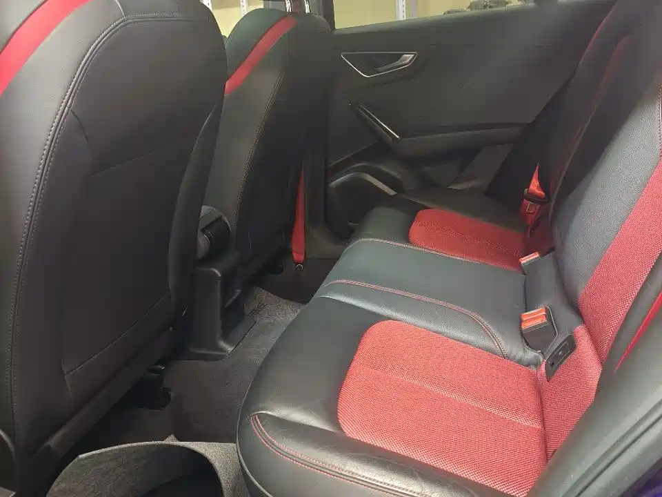 Audi Q2L 2021 Model 35 TFSI Fashion Dynamic фото 9