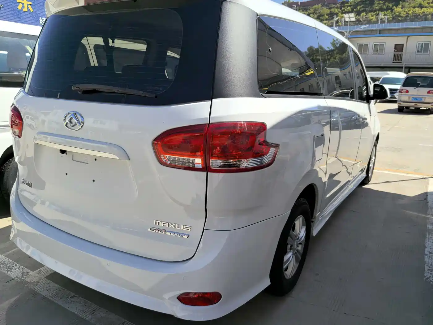 SAIC Maxus Maxus G10 2021 2.0T Automatic Elite Edition Gasoline 7-Seater фото 6
