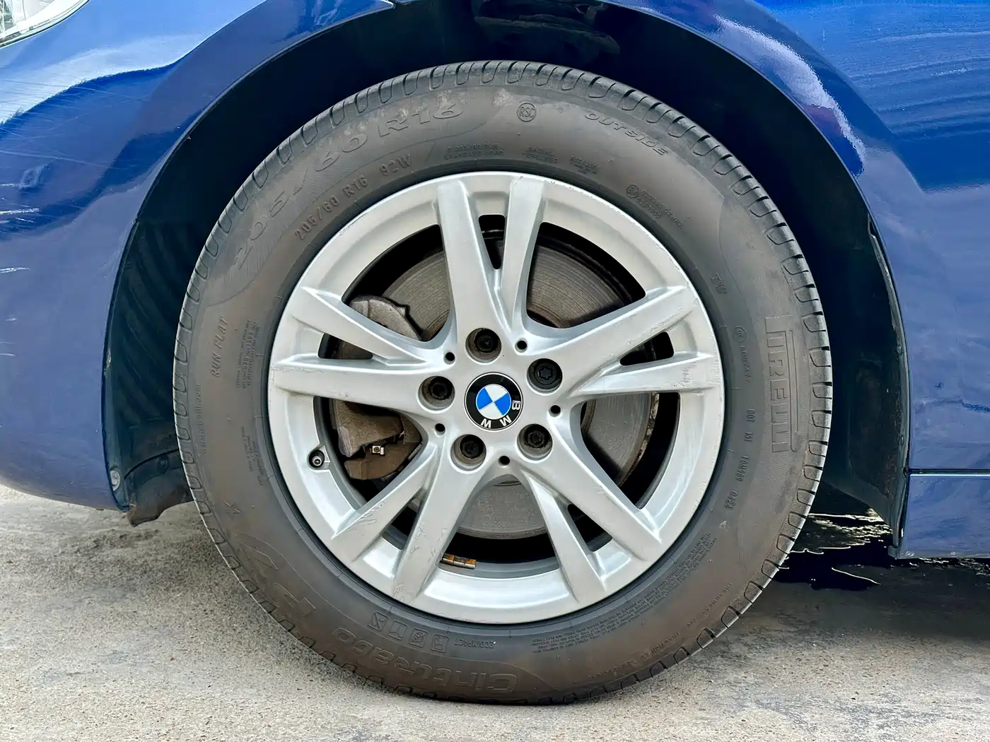 BMW 2 Series Touring 2016 2016 218i Leading