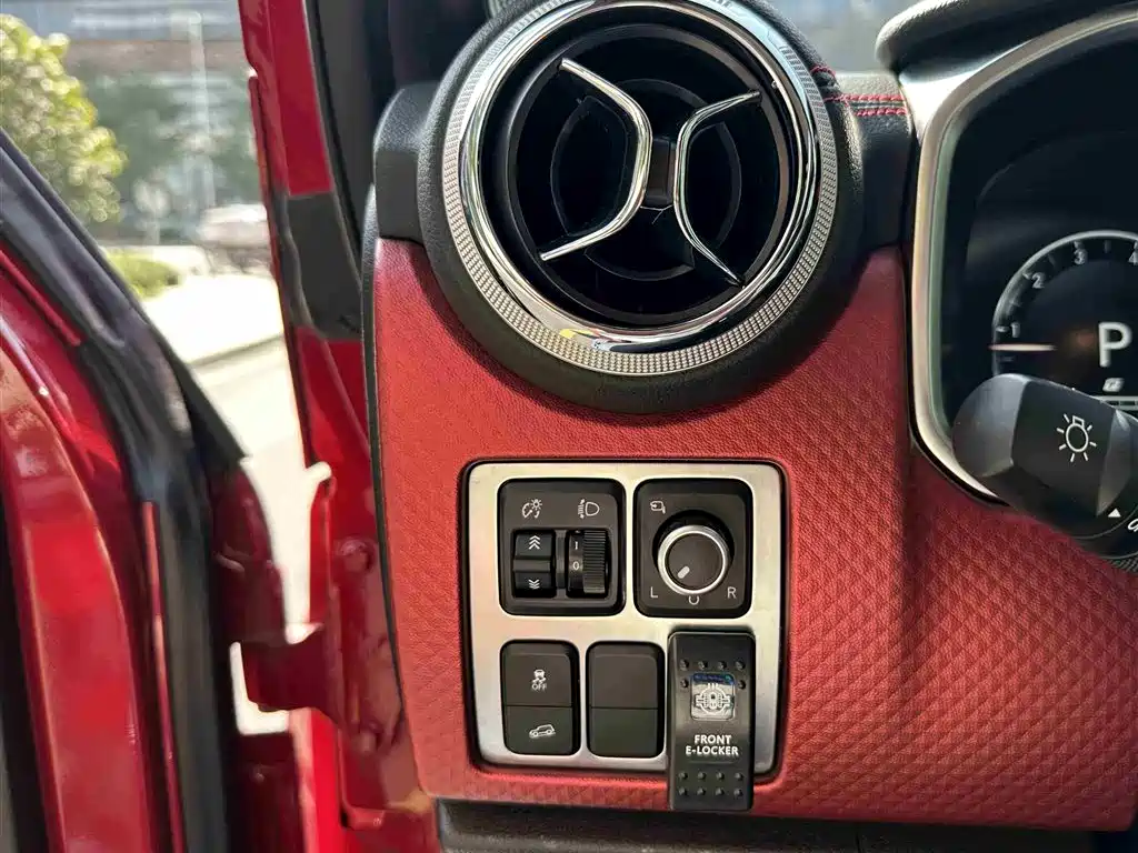 BAIC ORV Beijing Offroad BJ40 2020 2.0T Automatic 4WD Tribute 2020 Edition Knight фото 11
