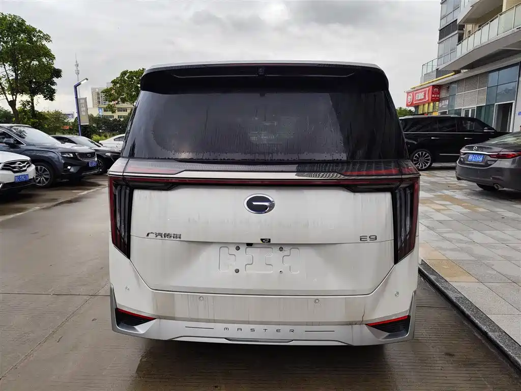 GAC Trumpchi Trumpchi E9 2026 2025 E9 Ultra Fast Charging Master