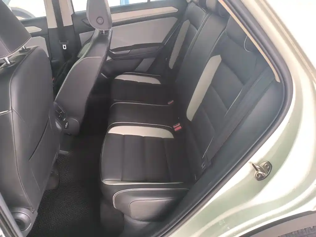 Volkswagen T-Roc, миниатюра 17