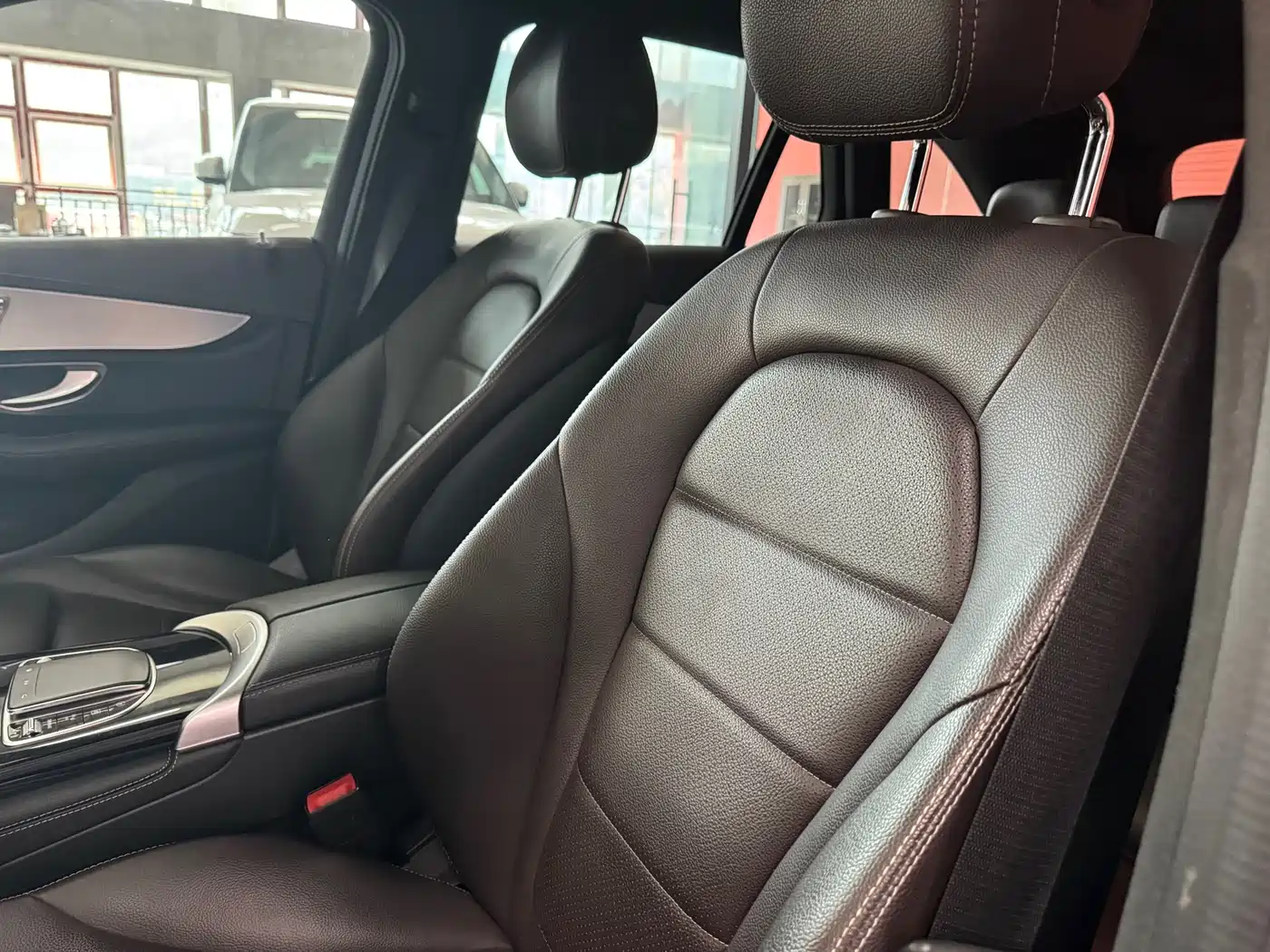 Mercedes-Benz GLC 2020 Facelift GLC 260 L 4MATIC Dynamic фото 13