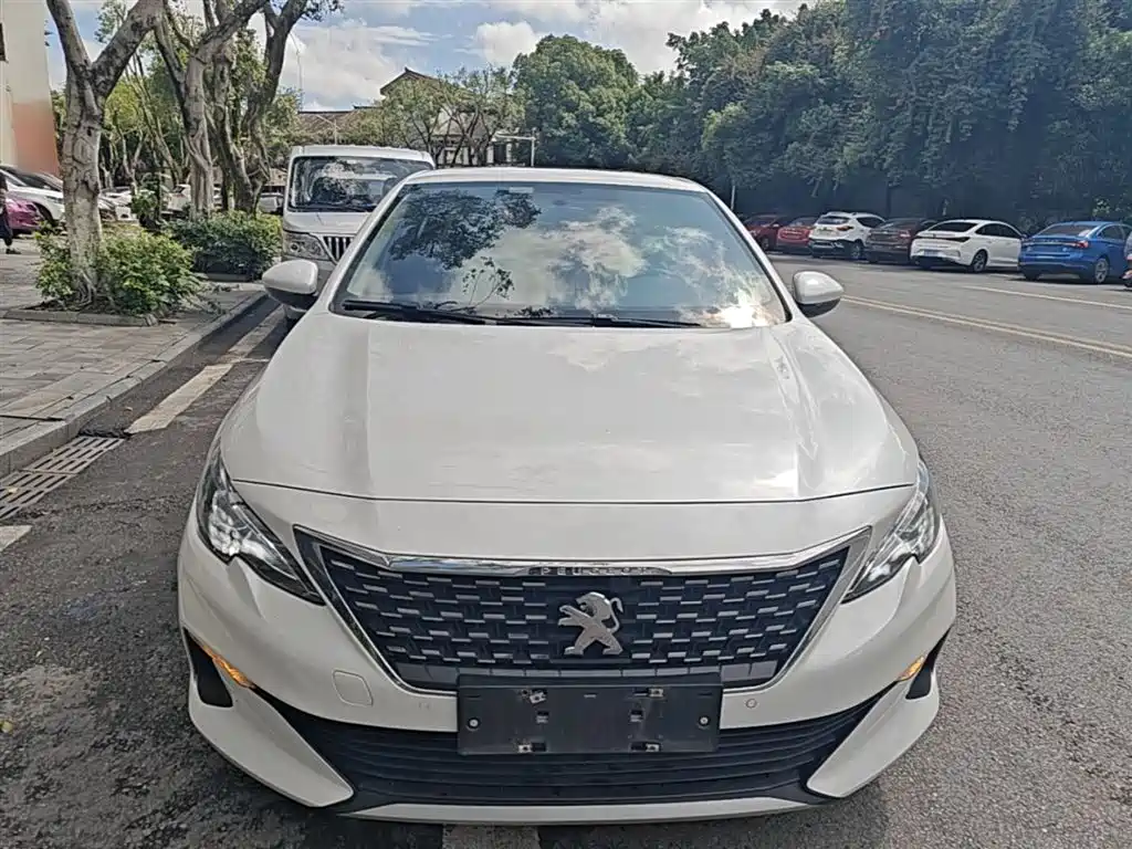 Peugeot 408 2019 360THP Auto Luxury Edition China VI фото 3
