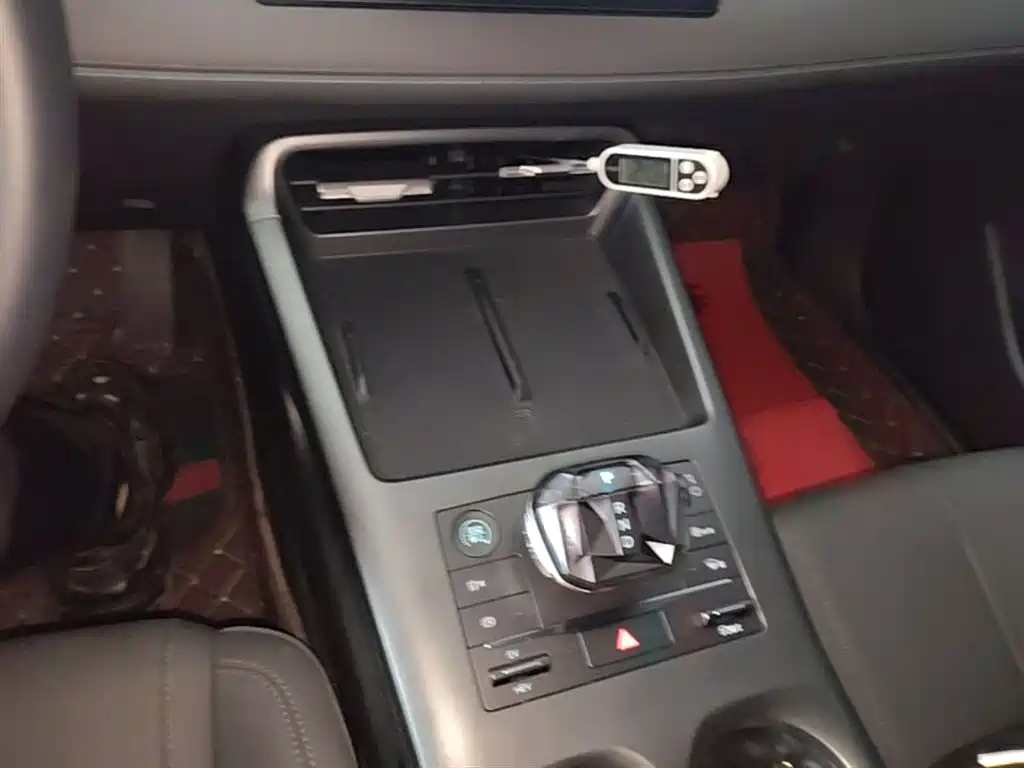 BYD Qin PLUS 2025 DM-i Smart Drive 55KM Leader фото 14