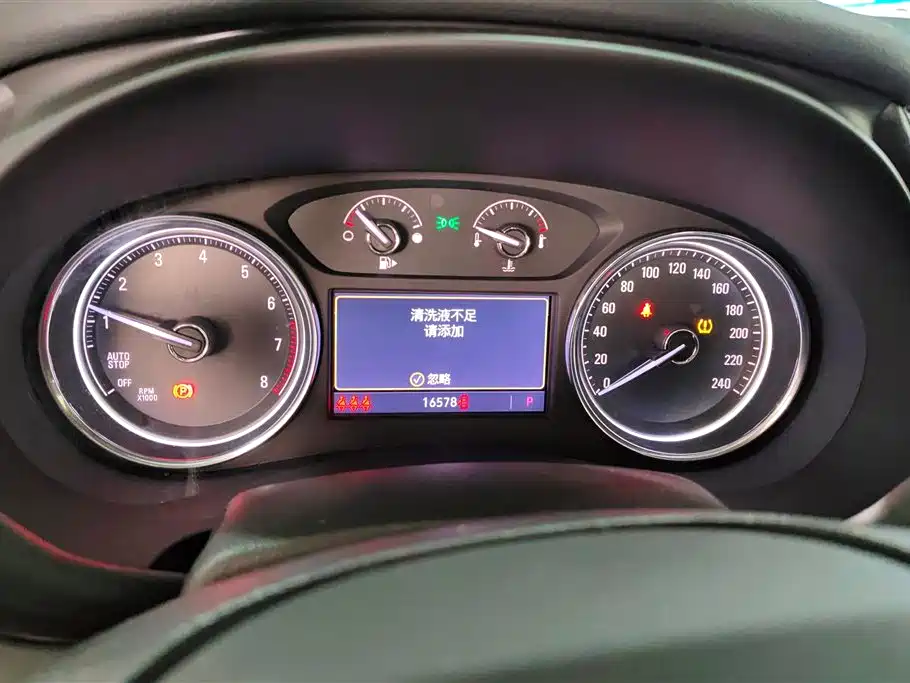Buick LaCrosse 2022 652T Luxury фото 14