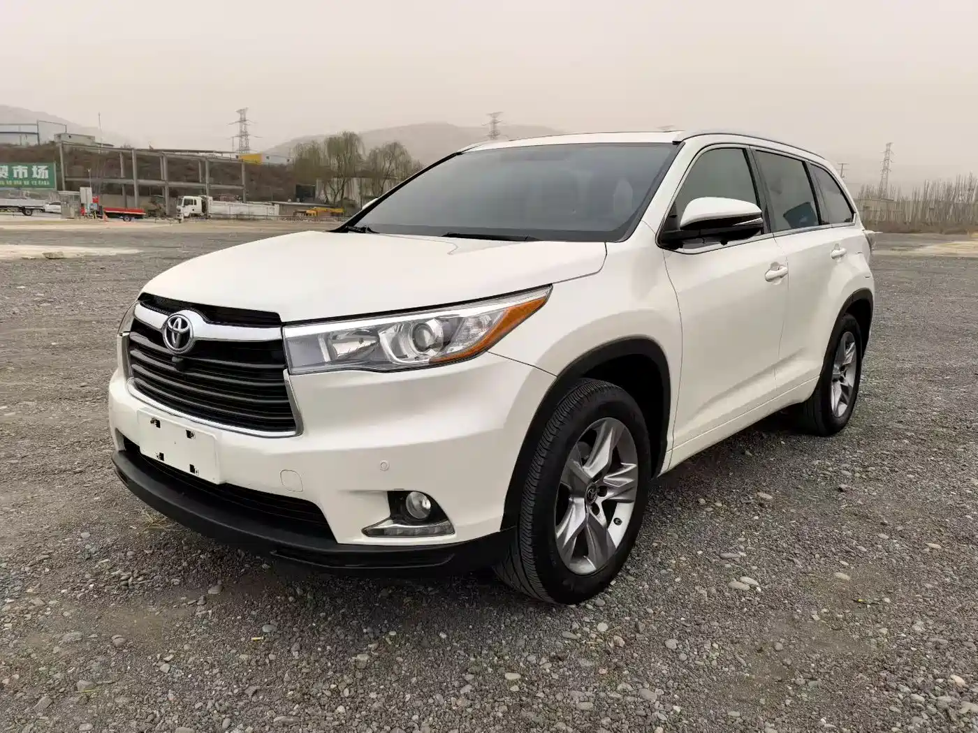 TOYOTA HIGHLANDER