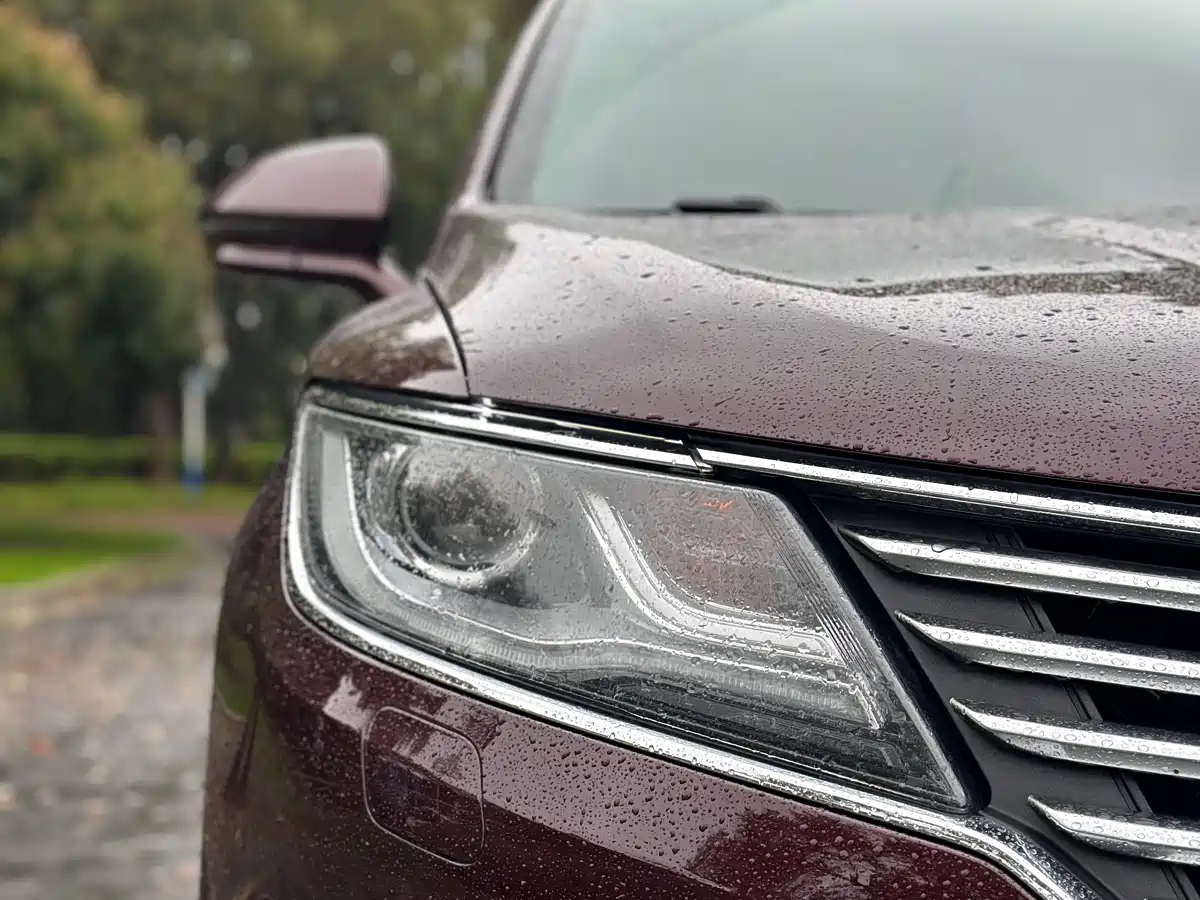 LINCOLN MKC