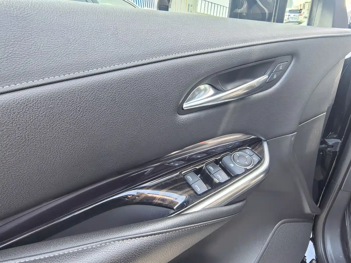 Cadillac XT4 2020 Facelift 28T 2WD Tech фото 11