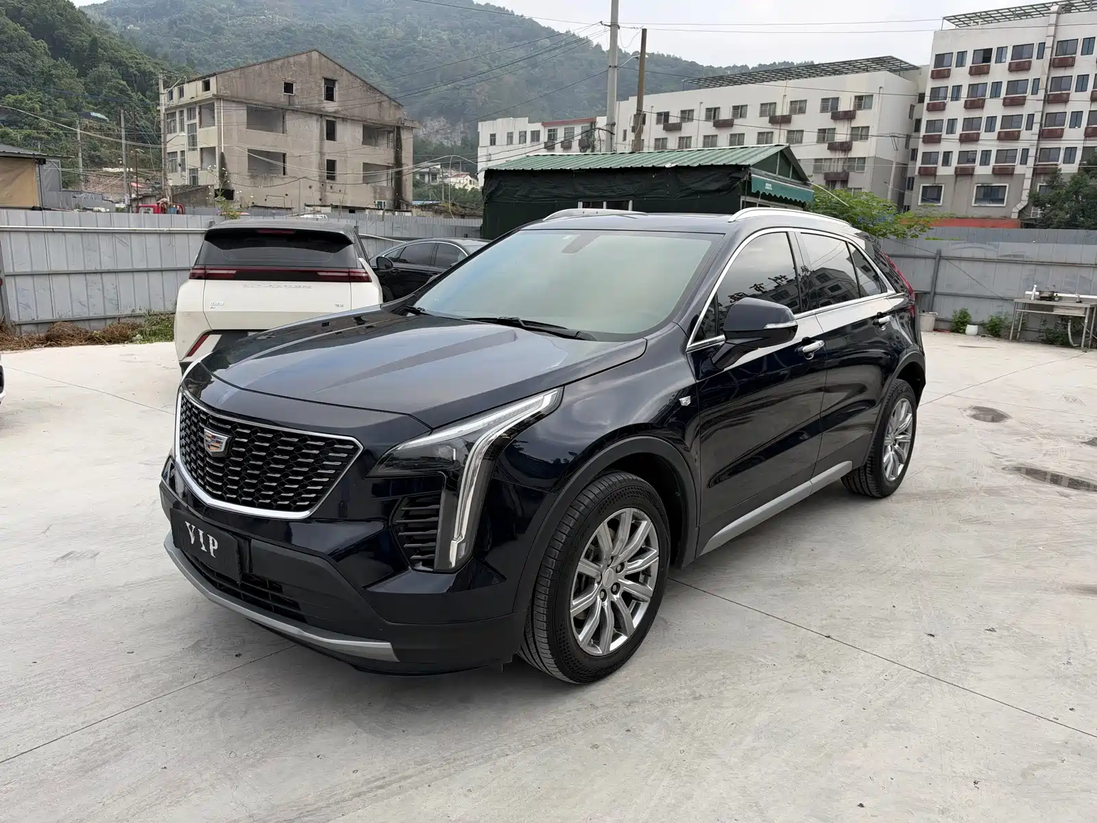 Photo 1 - Cadillac XT4