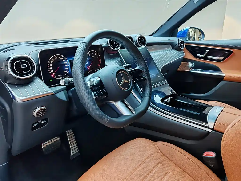 Mercedes-Benz GLC 2023 GLC 300 L 4MATIC Luxury 7-Seater фото 12