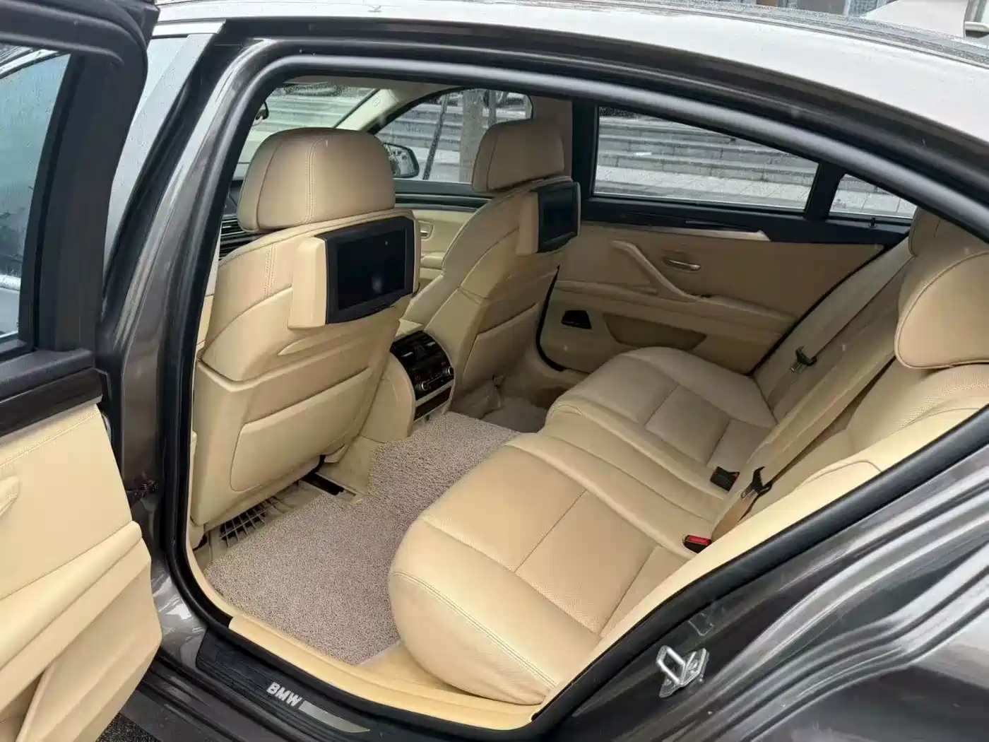 Фото 3 - BMW 5 Series