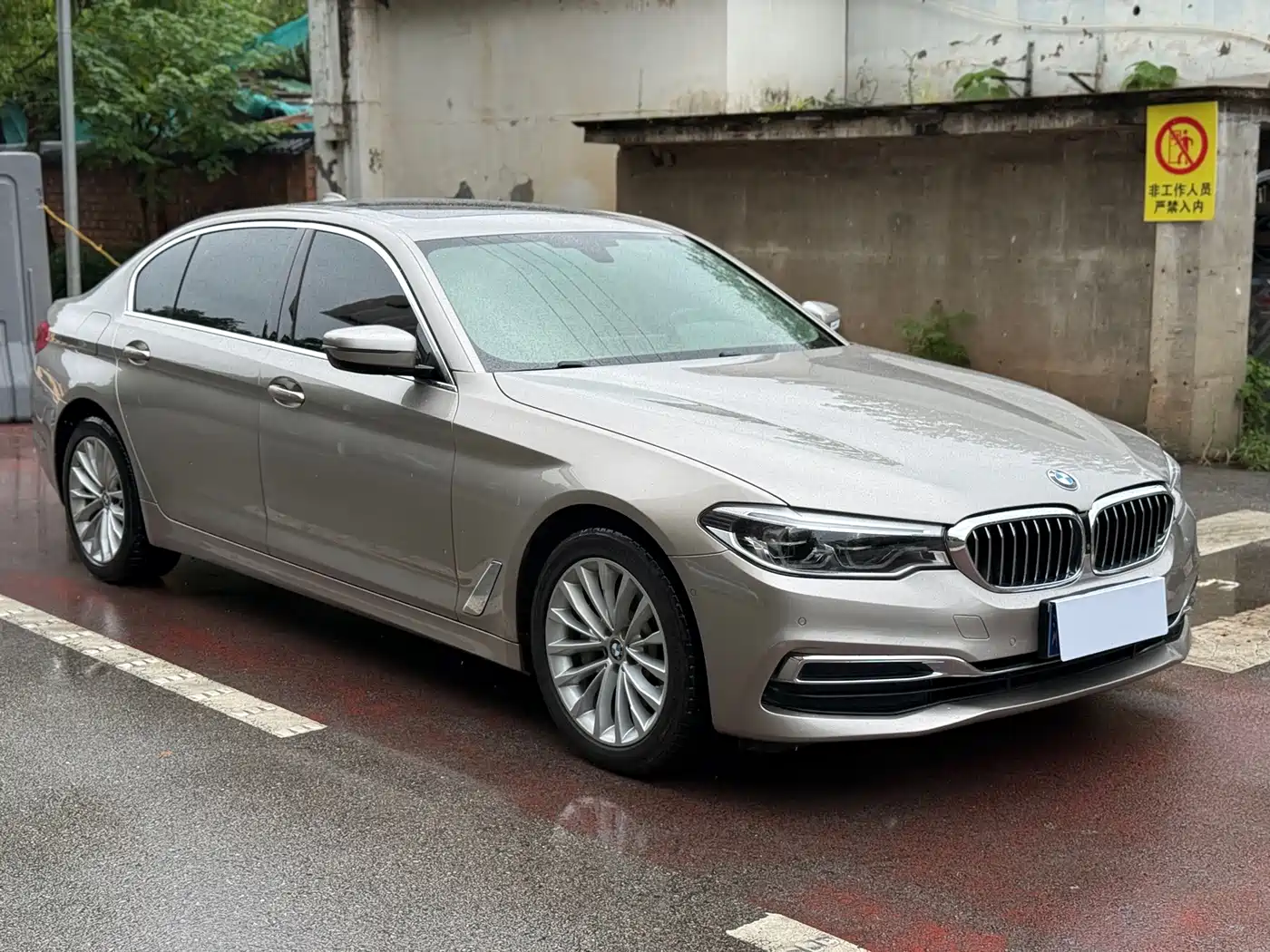 Фото 3 - BMW 5 Series