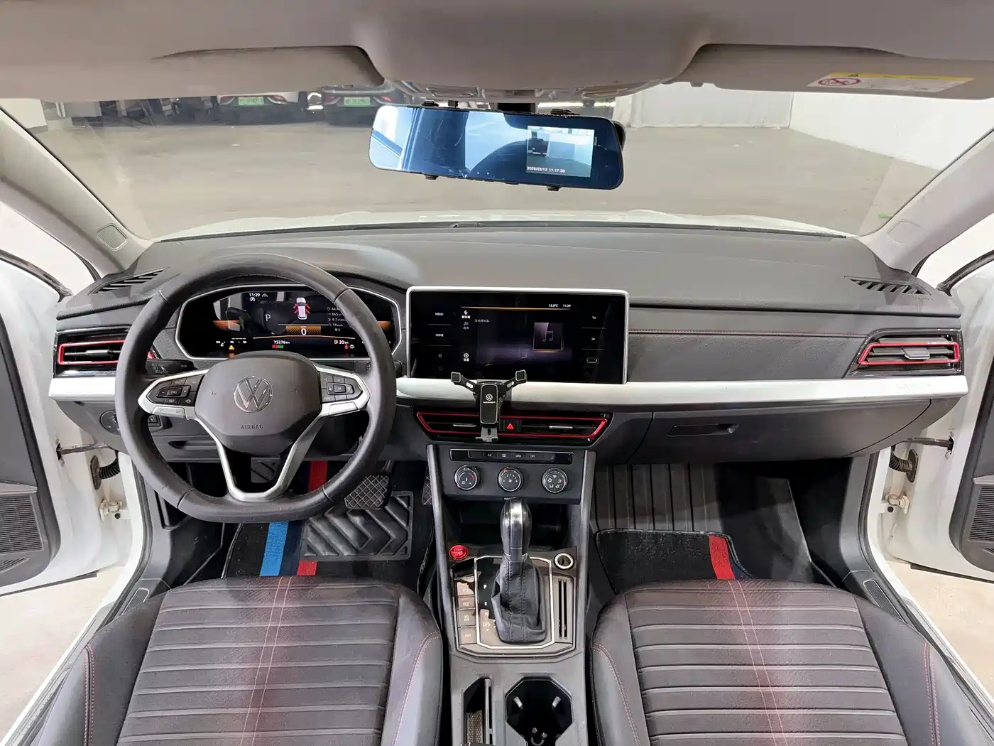 Volkswagen Lavida 2023 280TSI DSG Starlight Comfort Edition фото 22