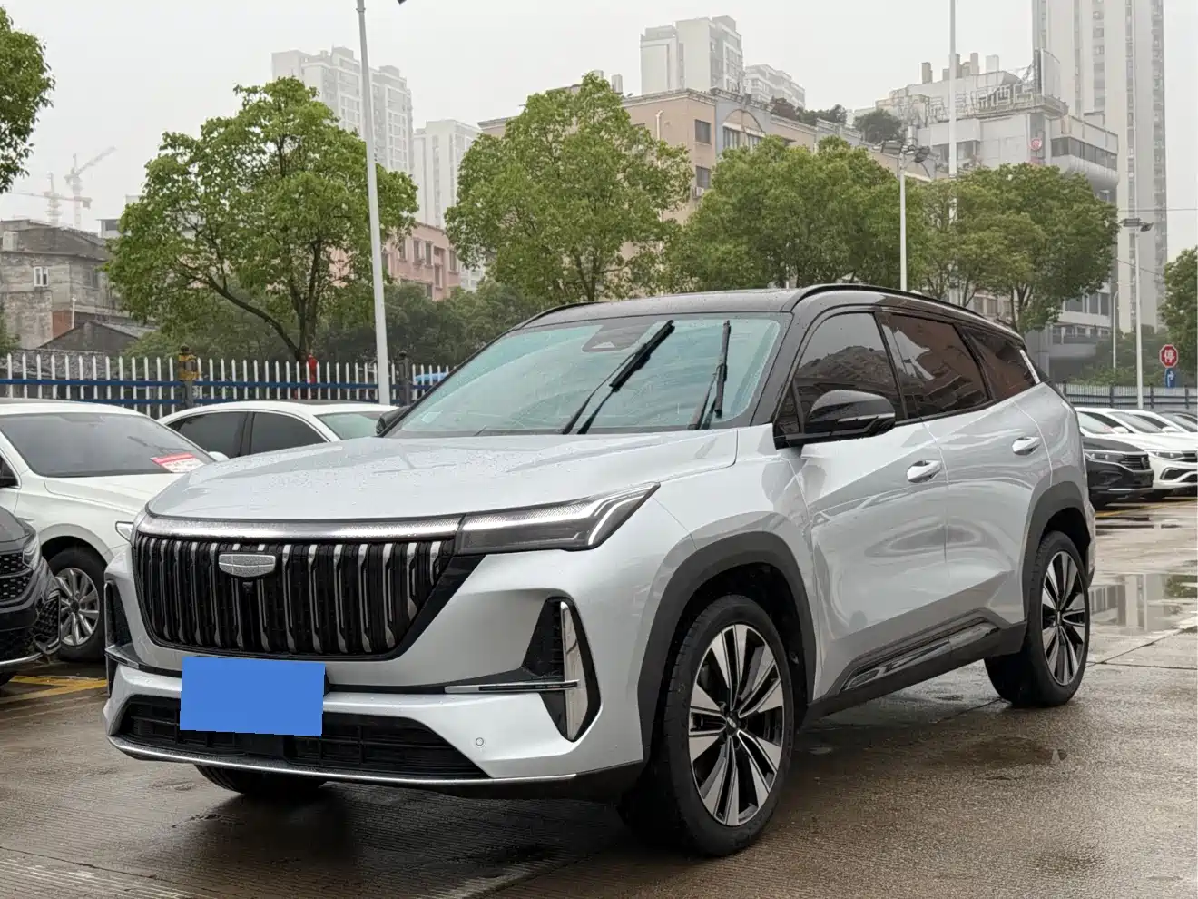 Geely Atlas L 2025 2025 4th Gen 1.5TD DCT Splendor