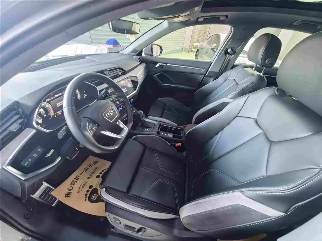 Audi Q3 2024 2024 35 TFSI Fashion Sport