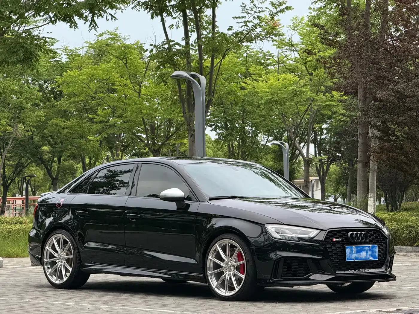 Audi RS 3 2017 RS 3 2.5T Limousine фото 2