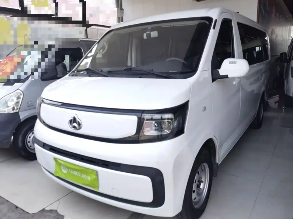 Changan Kaicheng Changan Ruixing EM80 2025 2025 Passenger Version Comfort 6-seater 300km Dual Swing Doors