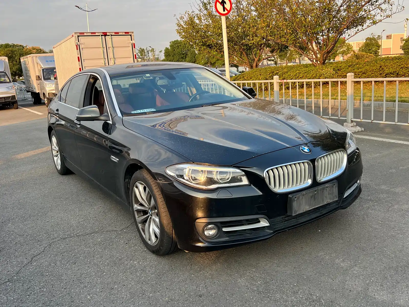 Фото 3 - BMW 5 Series