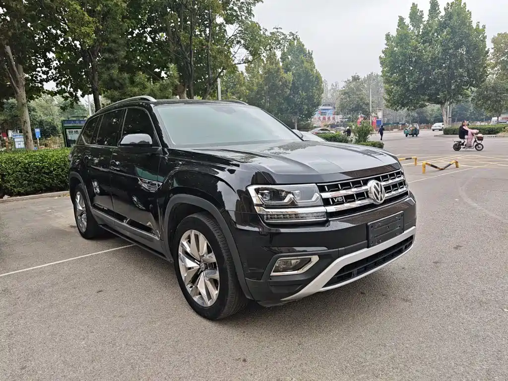 Photo 4 - Volkswagen Teramont