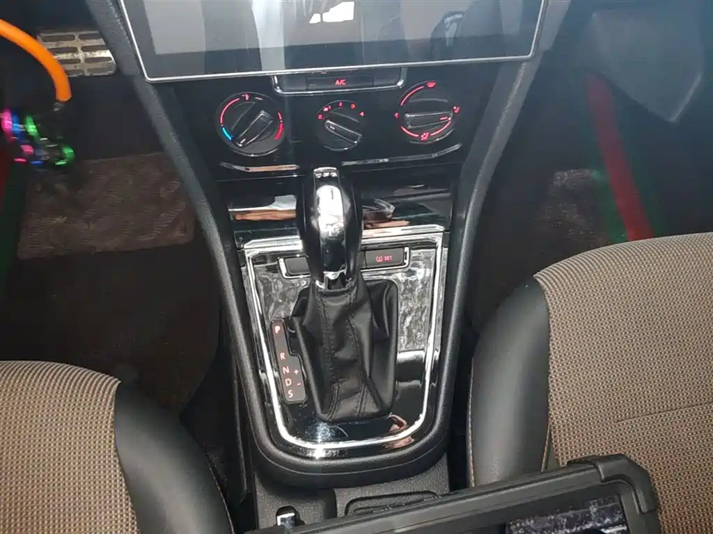 Volkswagen C-TREK 2017 230TSI DSG Comfort фото 14