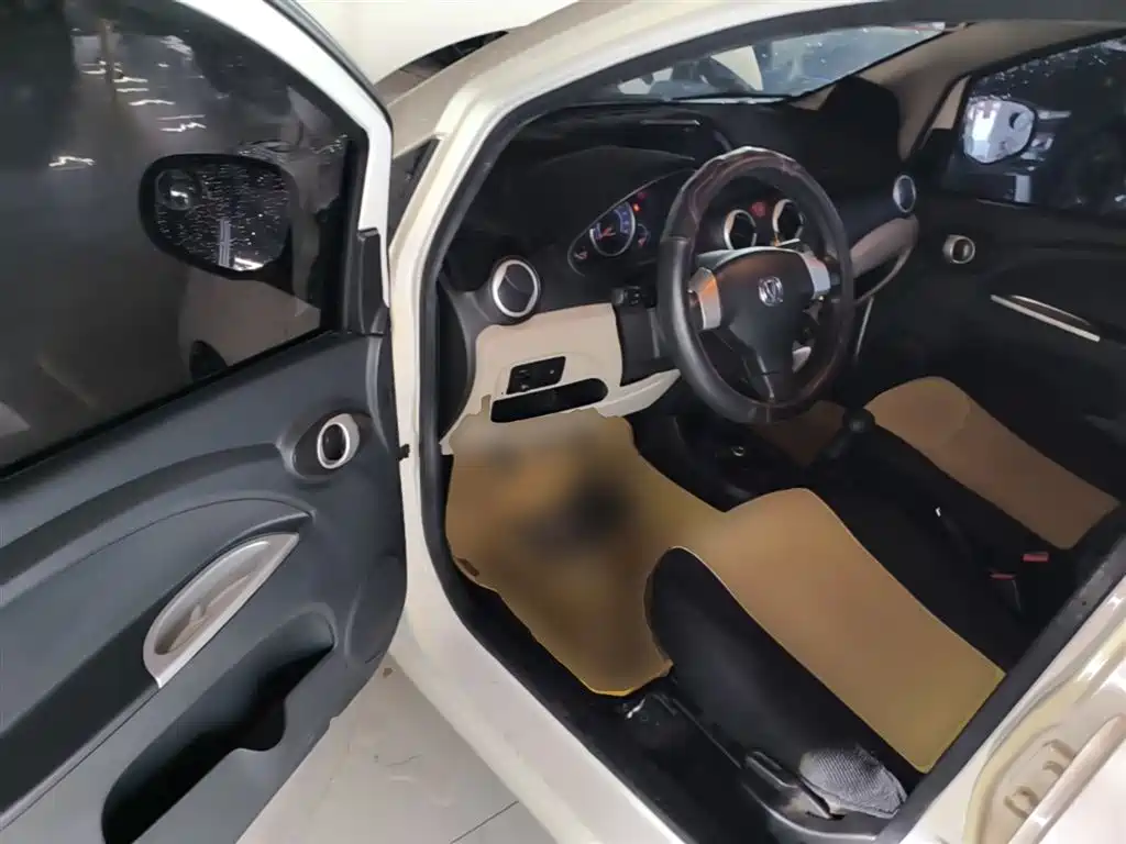 Changan BenBen MINI 2015 2012 1.0L Manual Fashion Edition (China V)