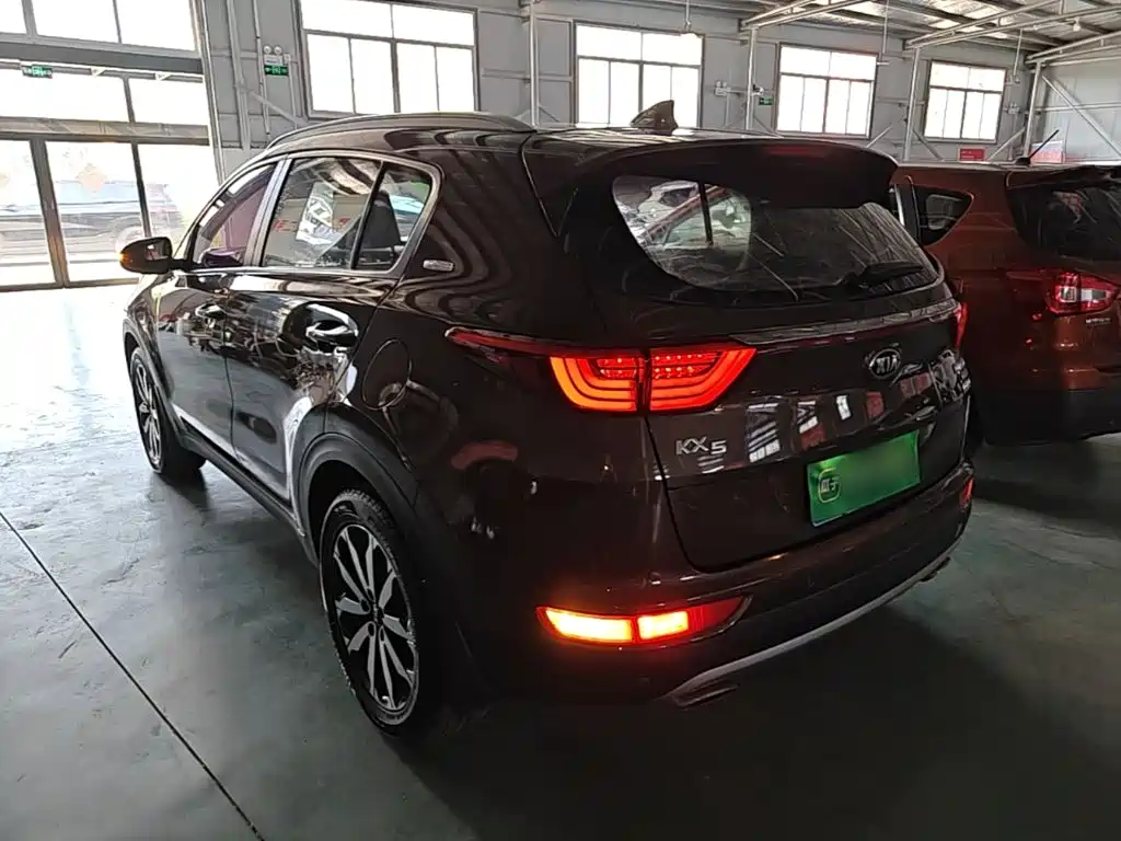 Kia KX5 2018 2017 1.6T Automatic 2WD 15th Anniversary Special DLX