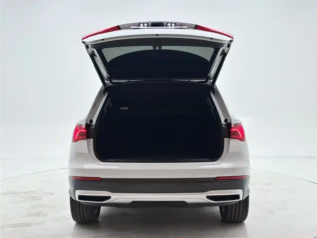 Audi Q3 2022 35 TFSI Fashion Elegance фото 8