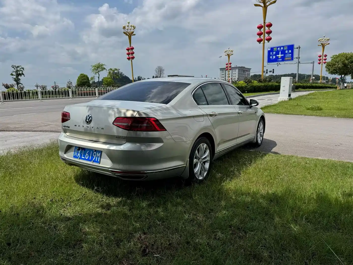 Volkswagen Magotan 2017 330TSI DSG Luxury фото 9