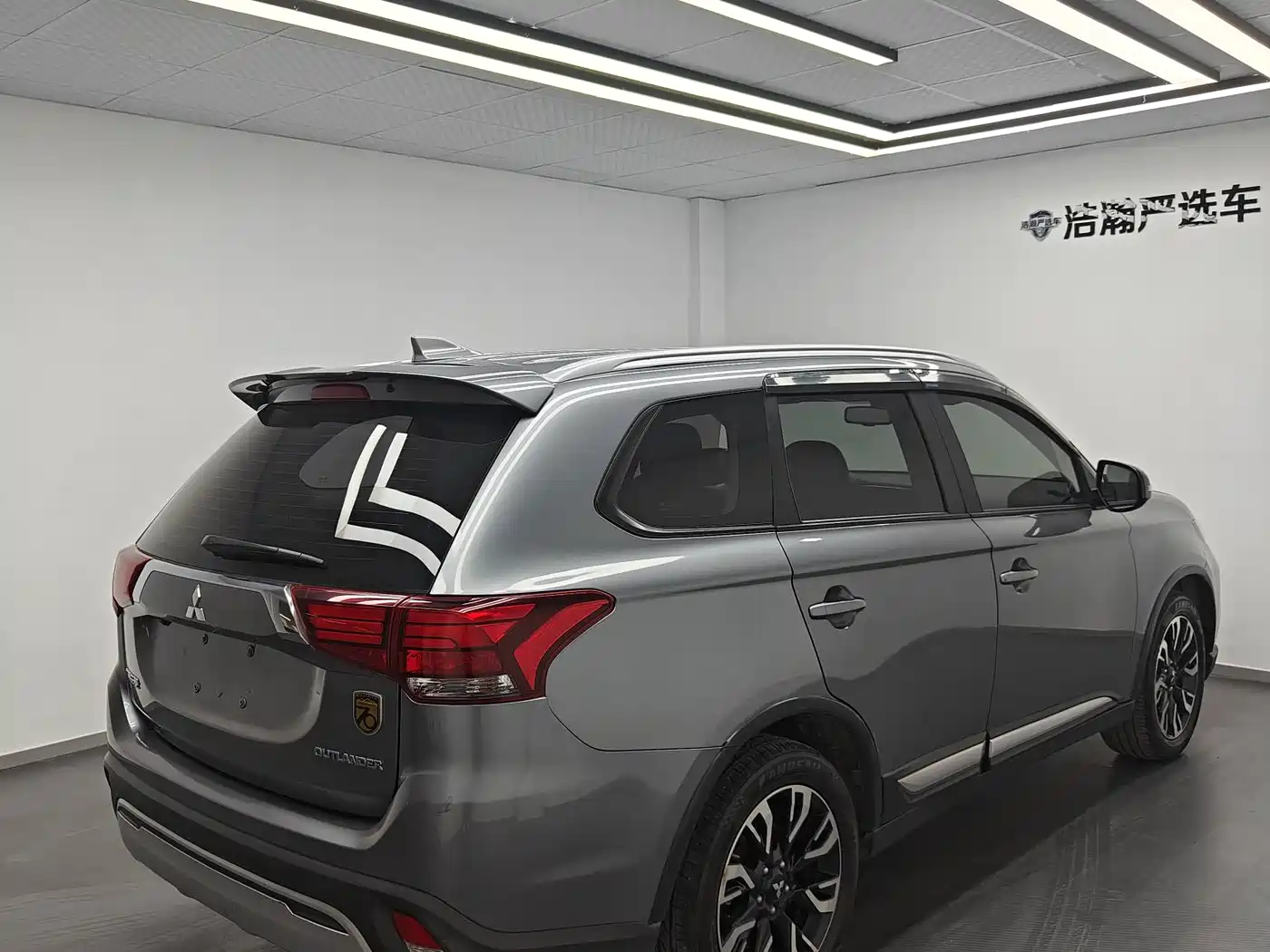 Mitsubishi Outlander 2019 2.0L 2WD Enjoy 5-Seater China VI фото 6