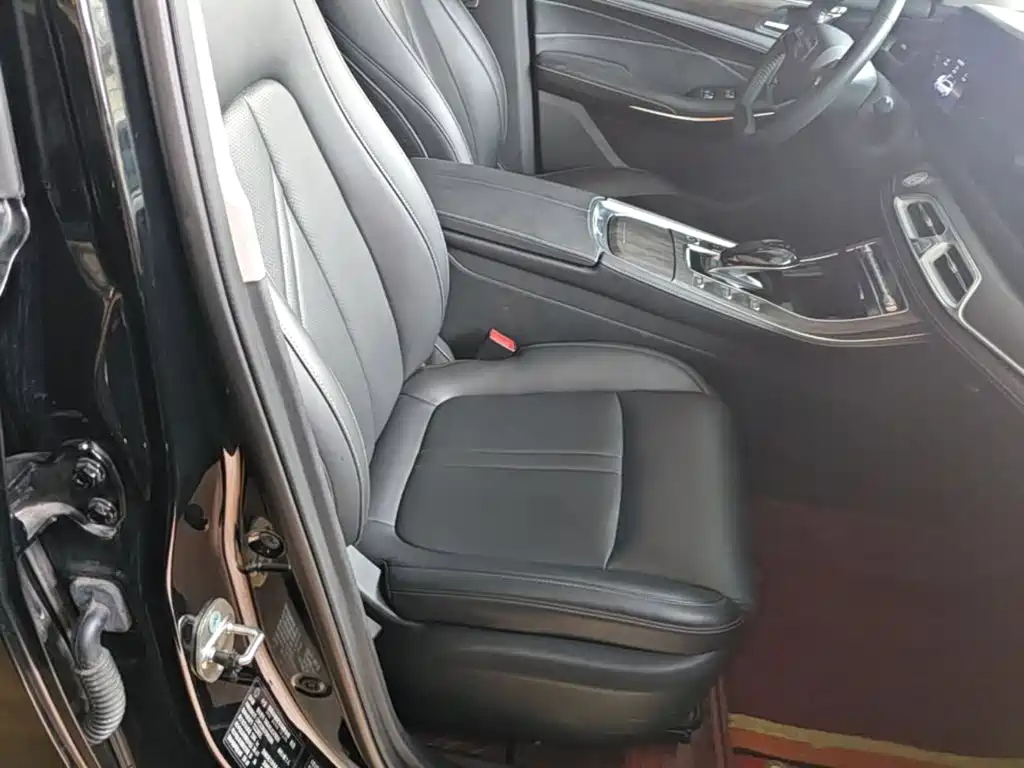 Landian E5 2024 2023 1.5L DE-i 100KM Enjoyment 7-seater