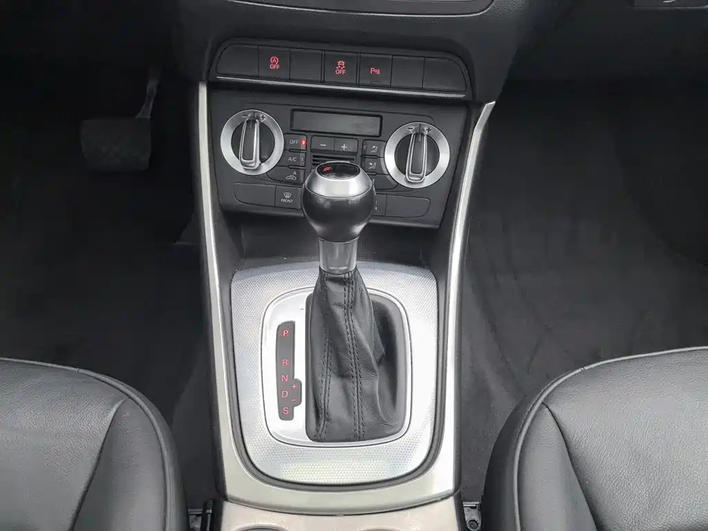 Фото 13 - Audi Q3