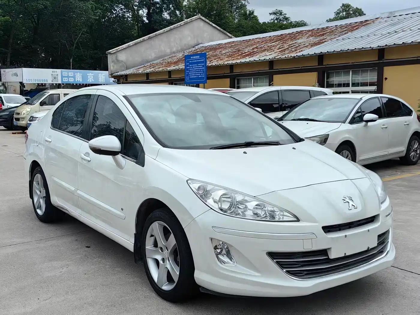 Peugeot 408 2013 2013 2.0L Automatic Comfort Edition