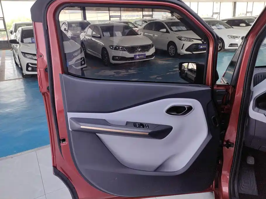 Baojun E200 2020 2020 305KM Smart Edition