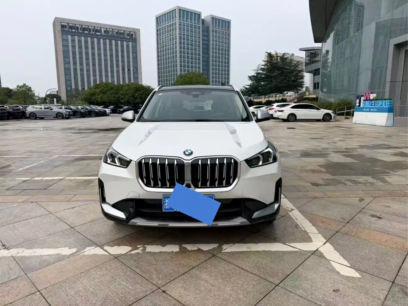 Photo 3 - BMW X1
