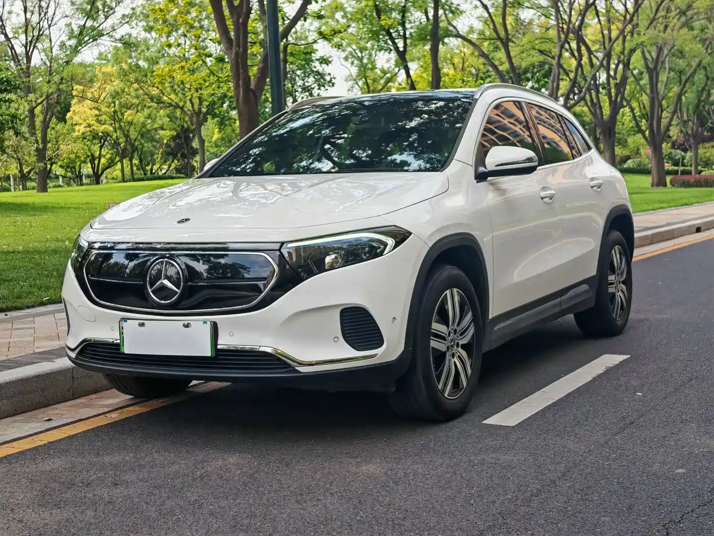 Mercedes-Benz EQA 2022