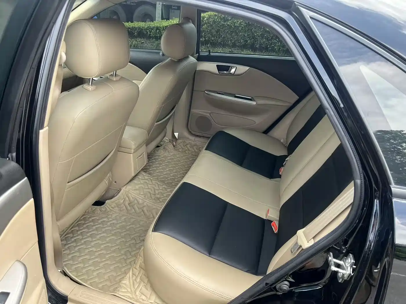 Buick Excelle 2015 1.5L Manual Classic фото 9