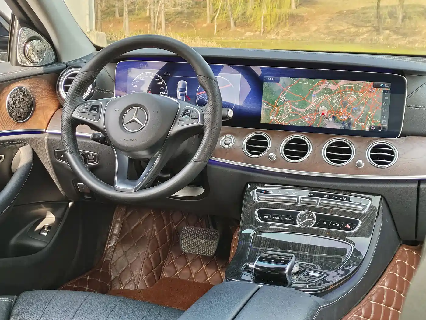 Mercedes-Benz E-Class 2017 E 200 L 4MATIC фото 8