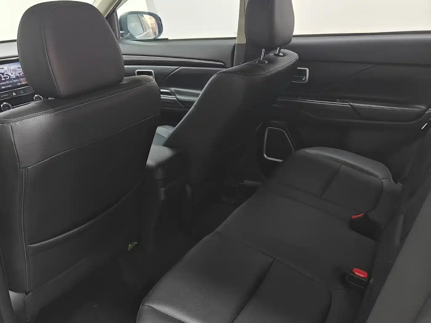 Mitsubishi Outlander 2018 2.0L 2WD Glory Edition 5-seater фото 9