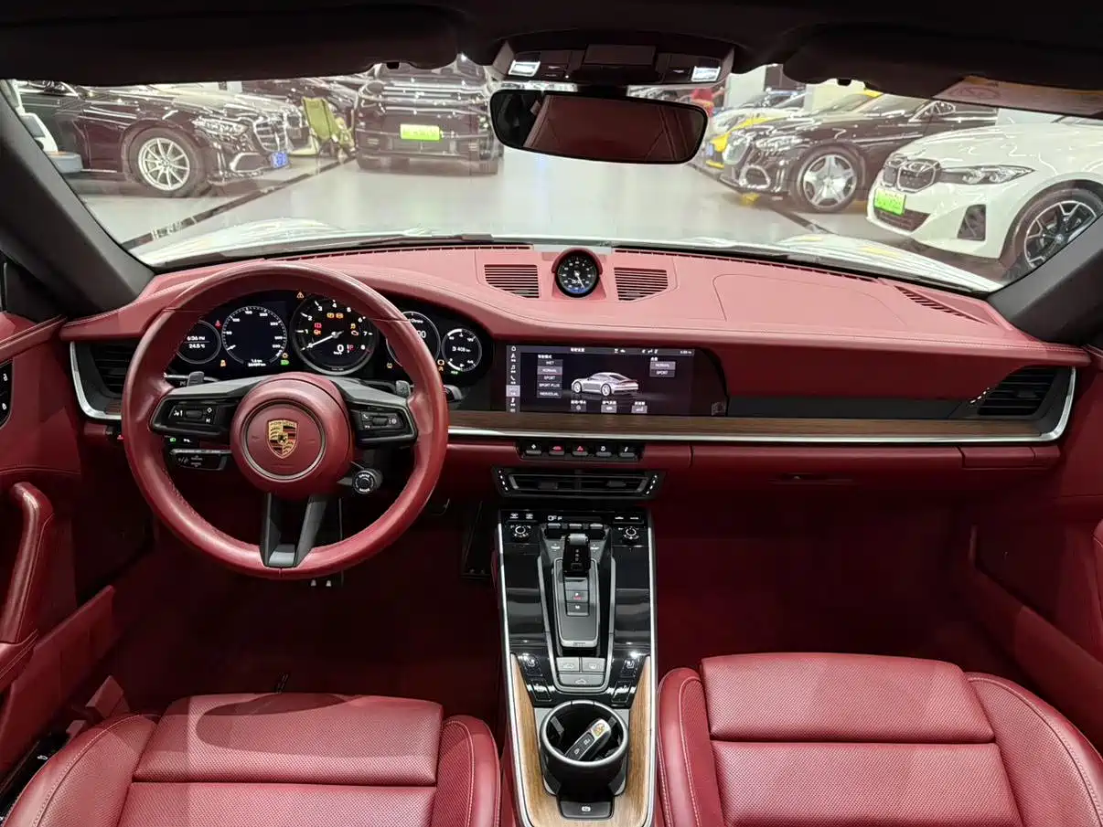 Porsche 911 2020 Carrera 3.0T фото 9
