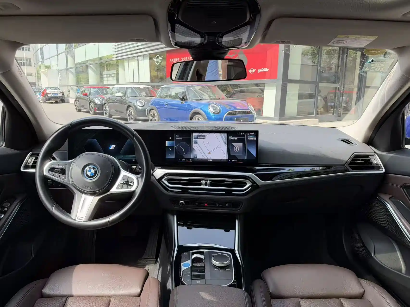 Фото 8 - BMW i3