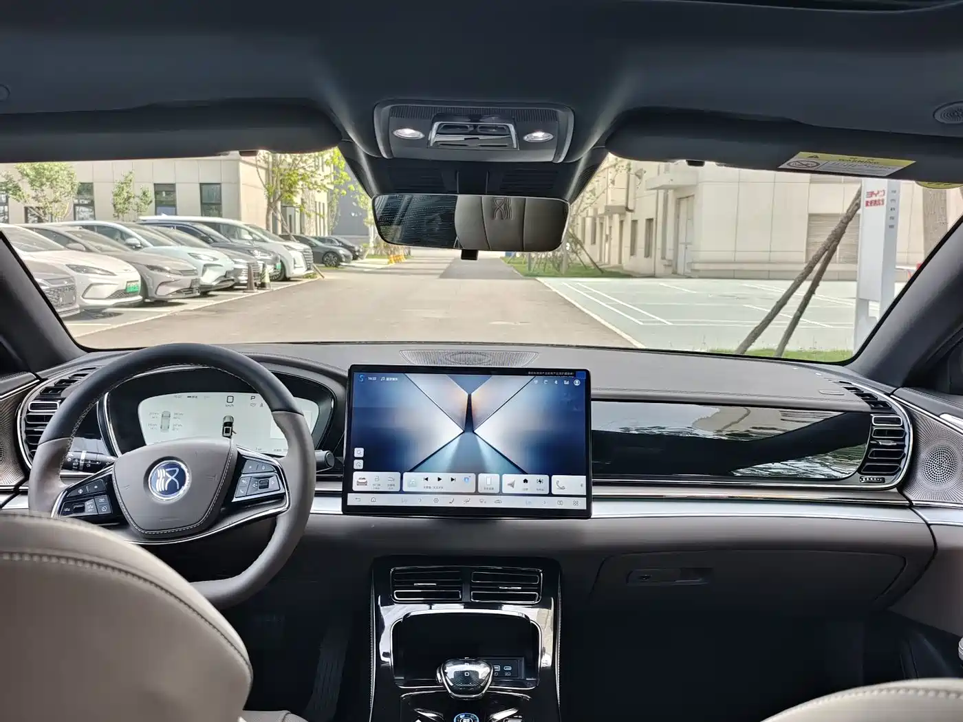 BYD Han 2025 DM-i Smart Driving Edition 125KM LiDAR Flagship фото 8