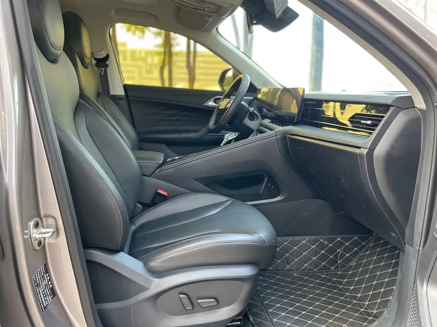 Roewe RX5 2024 2023 1.5T Luxury Sliding Screen Edition