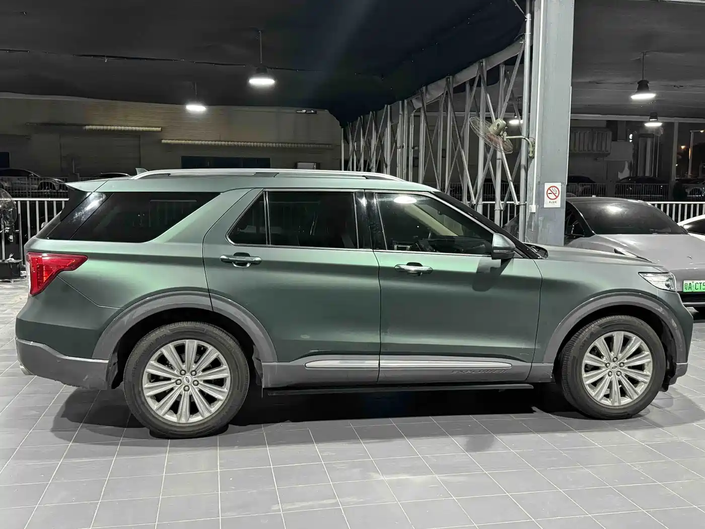Ford Explorer 2020 2020 EcoBoost 285 AWD Titanium Edition 7-Seater