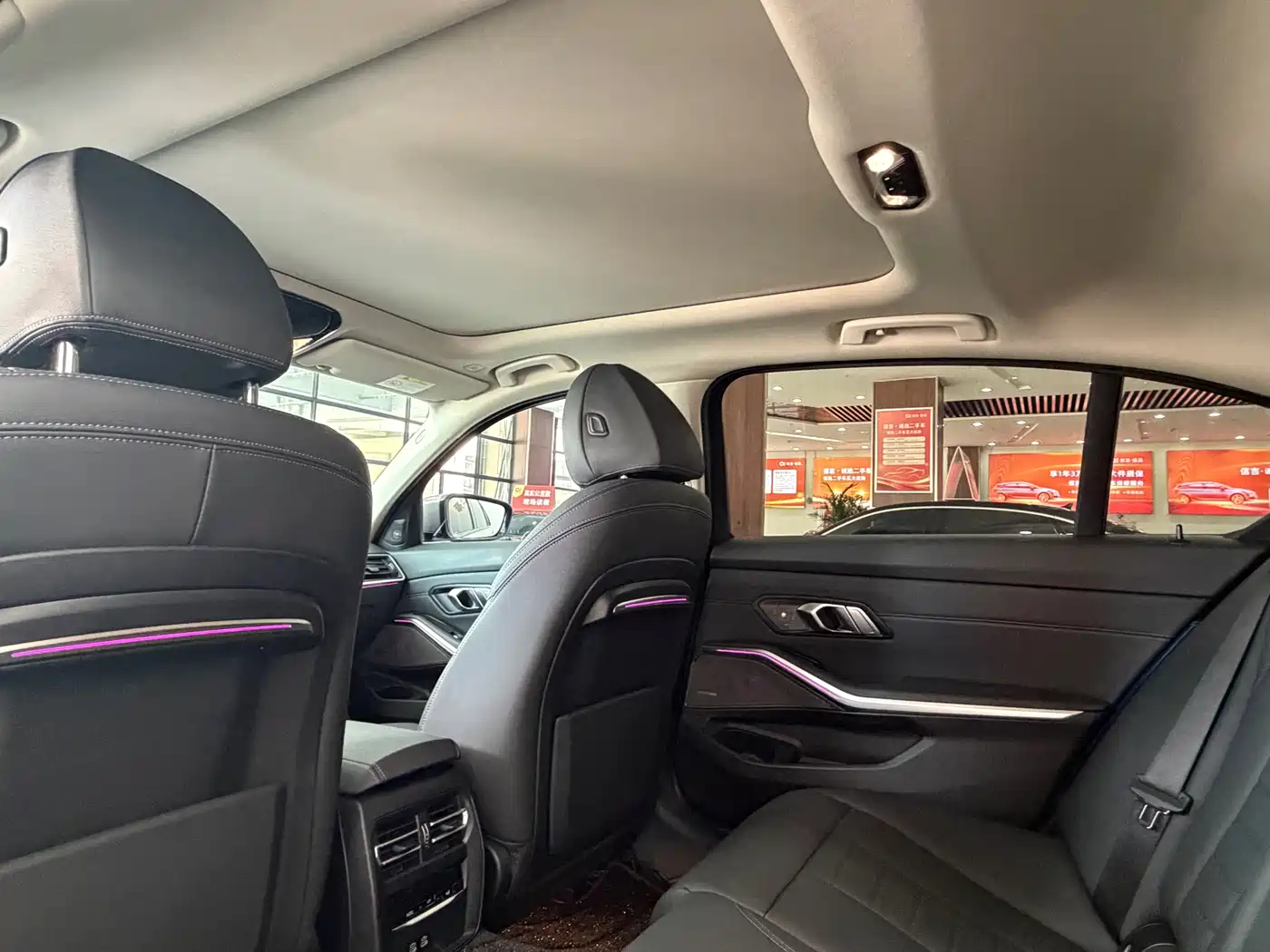 BMW 3 Series 2020 325Li M Sport Black Night Package фото 13