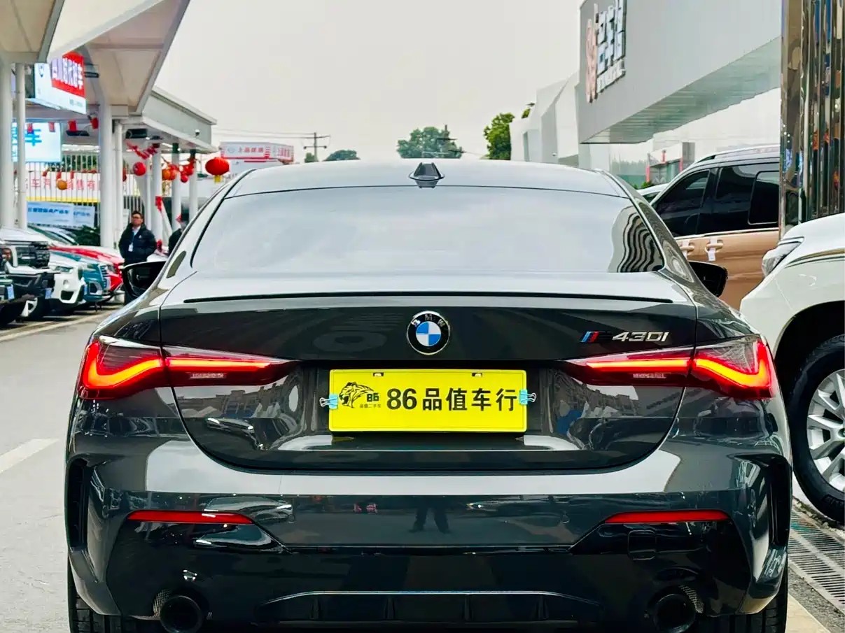 BMW 4-SERIES