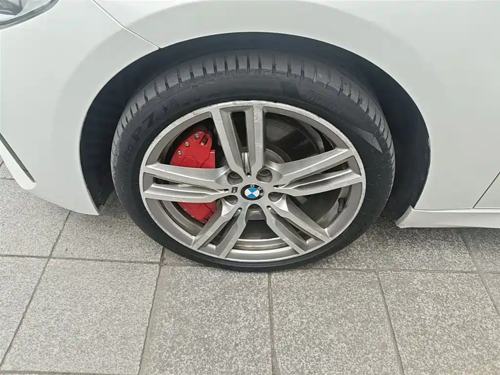 BMW 1 Series 2019 120i Leading M Sport Package фото 23