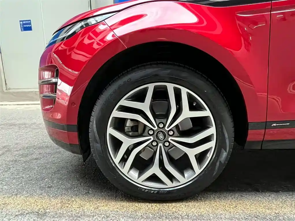 Land Rover Range Rover Evoque 2020 249PS R-DYNAMIC SE Sport Tech Edition фото 6