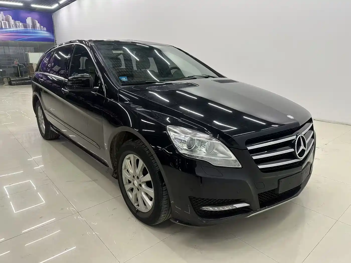 Mercedes-Benz R-Class 2011 R 350 L 4MATIC фото 3