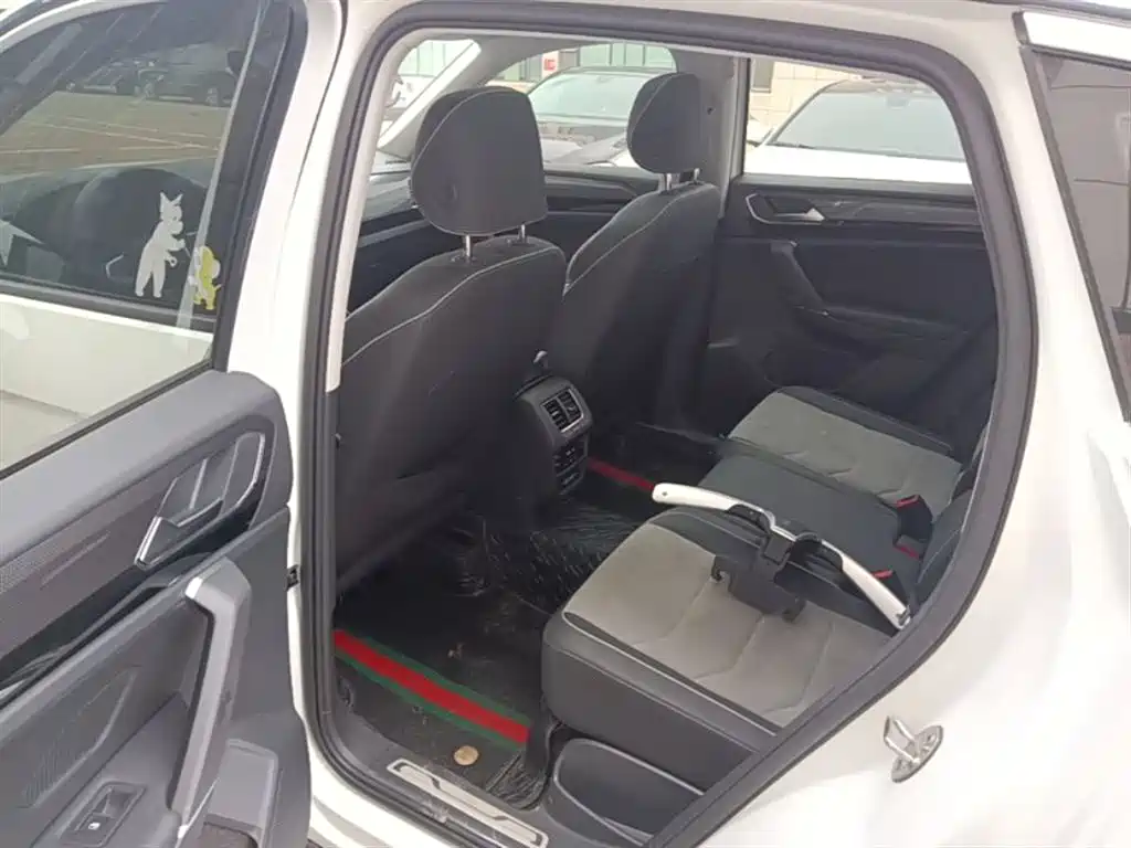 Volkswagen Tayron X 2020 330TSI 2WD Premium Smart Edition фото 17